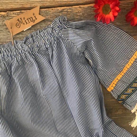 Mimi Tops - Mimi Off-the-Shoulder Top w/Pom-Pom Fringe